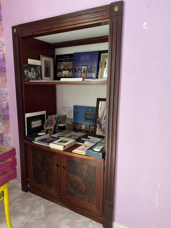 شقة Casa Kamalei, Tra Plebiscito E Lungomare نابولي المظهر الخارجي الصورة