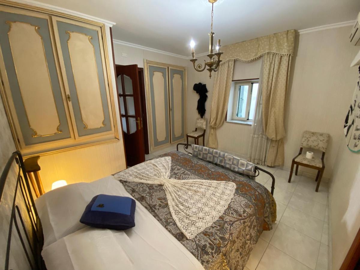 شقة Casa Kamalei, Tra Plebiscito E Lungomare نابولي المظهر الخارجي الصورة