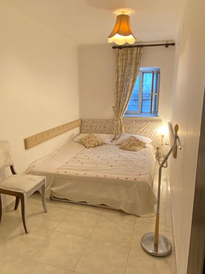 شقة Casa Kamalei, Tra Plebiscito E Lungomare نابولي المظهر الخارجي الصورة